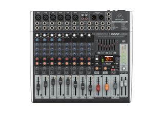 Consola mezcladora de 16 entradas Behringer Xenyx X1222USB